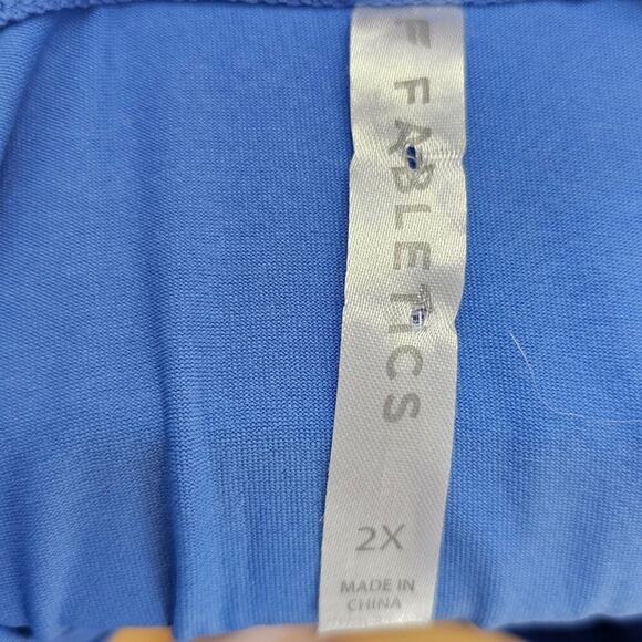 Fabletics Plus Size Top - Picture 5 of 6